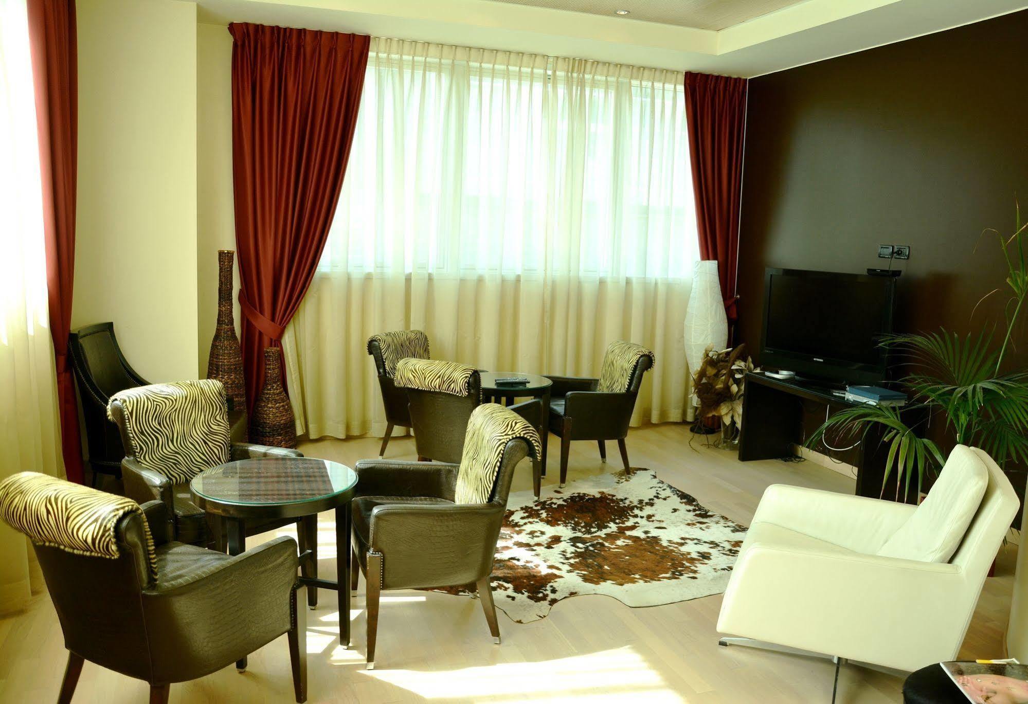 Hotel Kristal 3 Stelle Superior Zanè Екстериор снимка