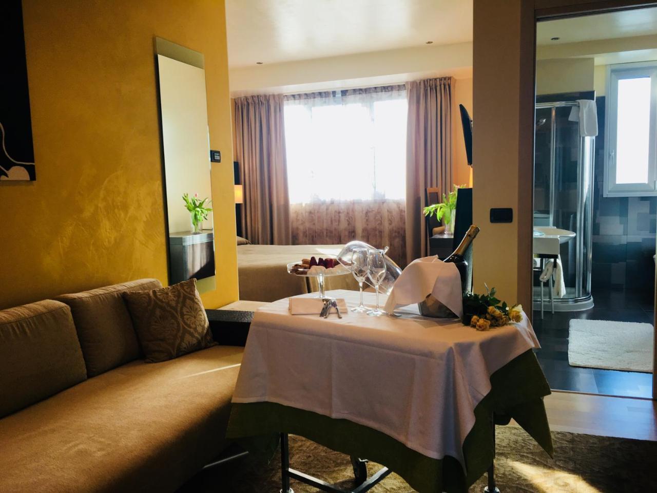 Hotel Kristal 3 Stelle Superior Zanè Екстериор снимка